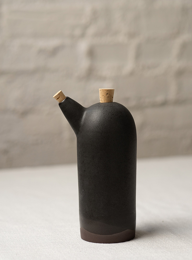 Roxane Charest céramique: Le vinaigrier grès mat Méandres Noir