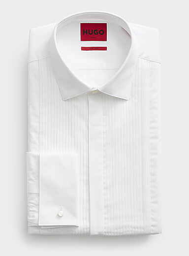 La chemise smoking plastron pliss&eacute; <b>Coupe ajust&eacute;e</b>