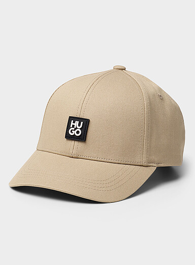 Metallic-logo solid cap