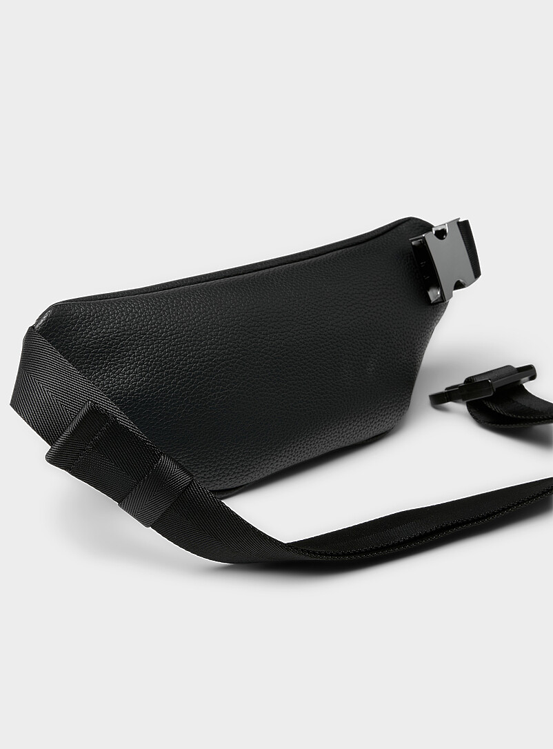 HUGO: Le sac banane faux cuir grenu Noir pour homme