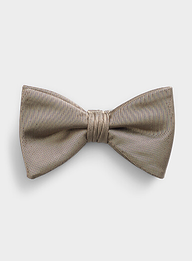Baby-rib satiny bow tie