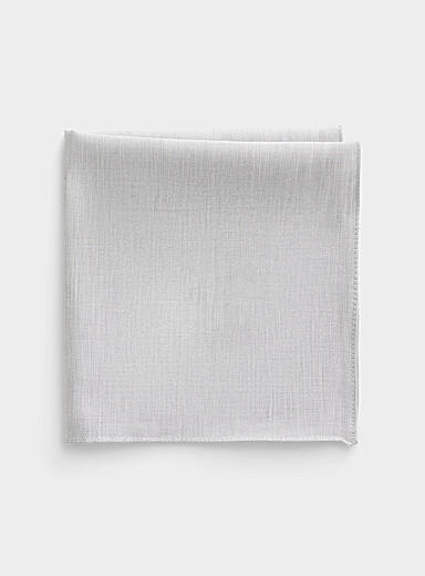 Solid cotton-linen pocket square