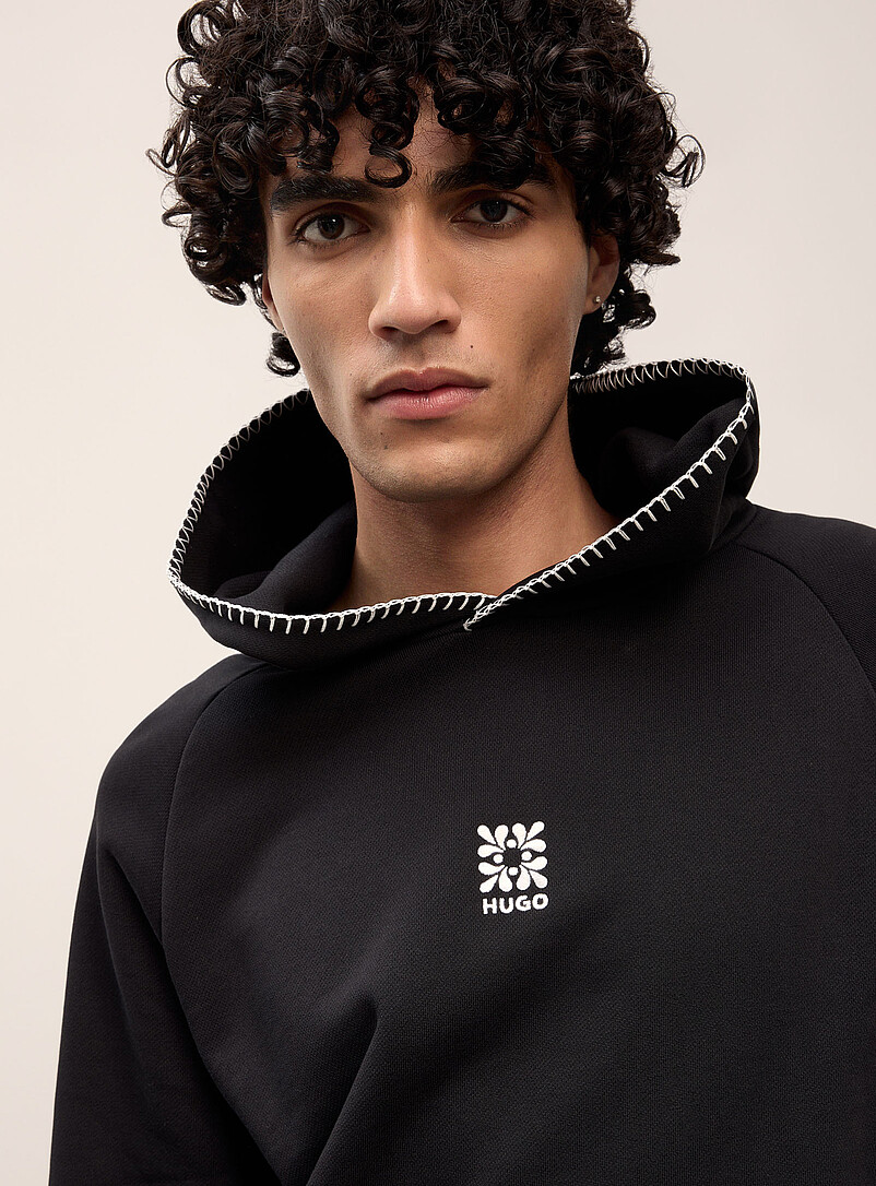 HUGO: Le kangourou broderie contraste Daro Noir pour homme