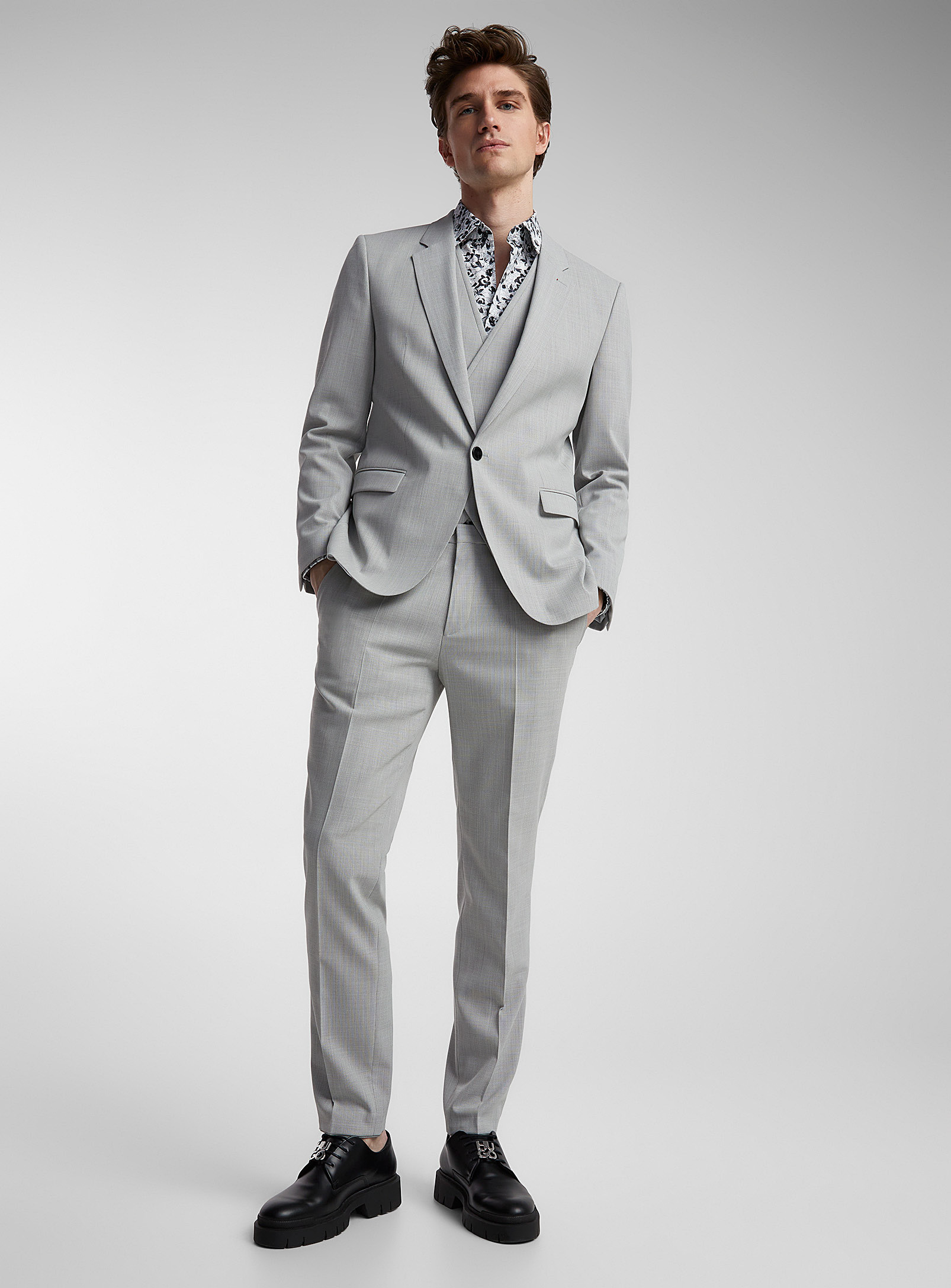 HUGO - Men's Textured light-grey 3-piece suit Semi-slim fit