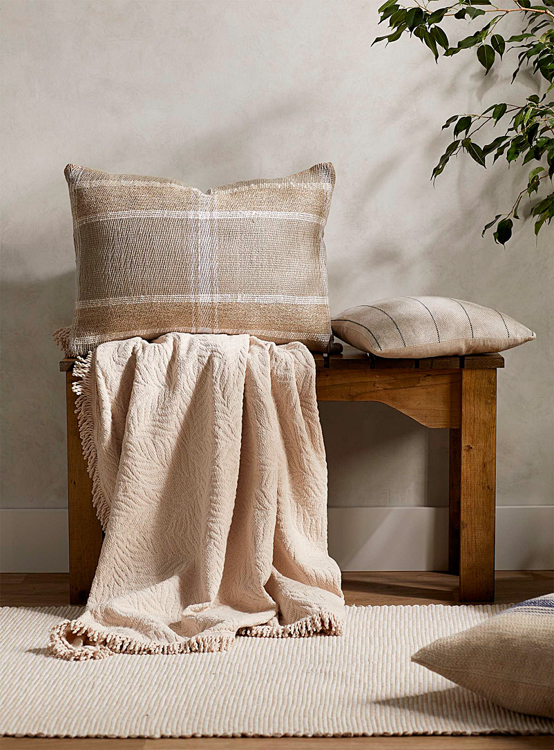 Atelier Monique Ratelle Ecru/Linen White checked pure linen cushion 40.6 x 58.4 cm