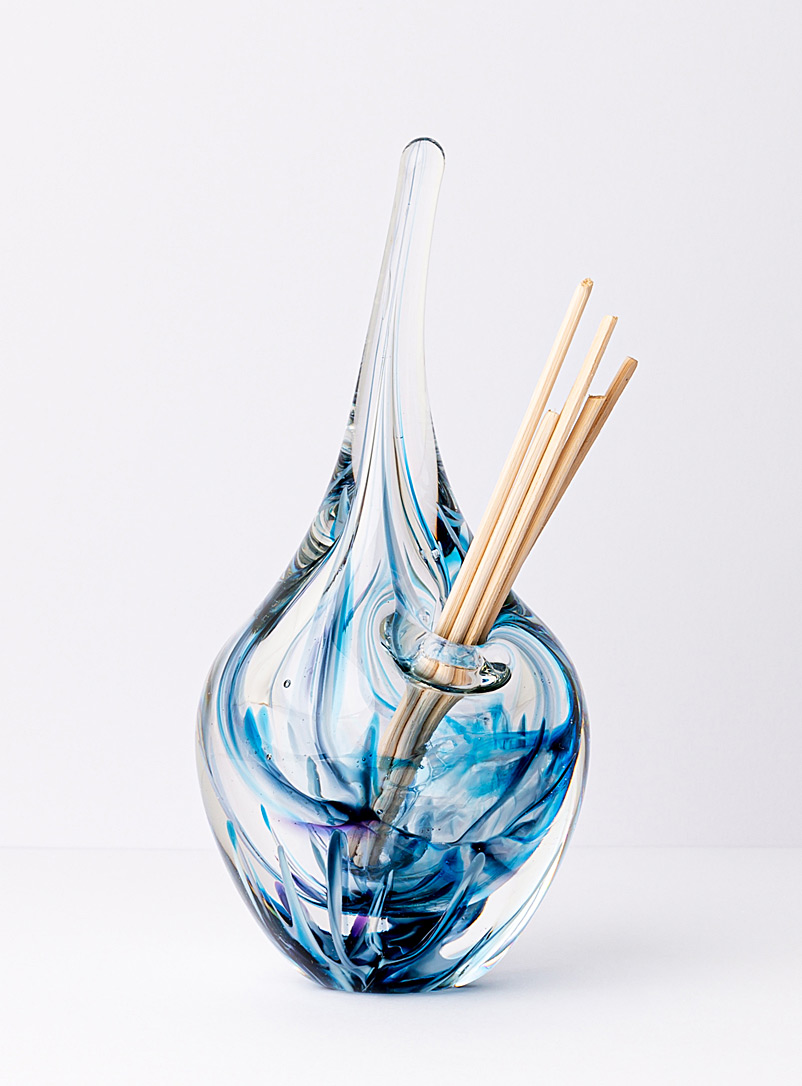 Isabelle Alepins Green Aquatic glass and reed essential oil diffuser