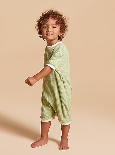 Le combishort ratin&eacute; vert pastel Enfant