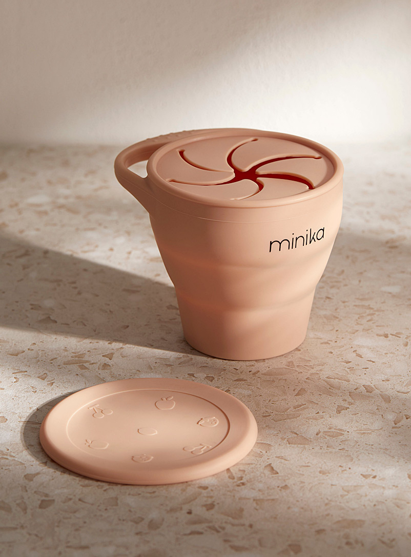 Minika Dusky Pink Silicone snack bowl with lid