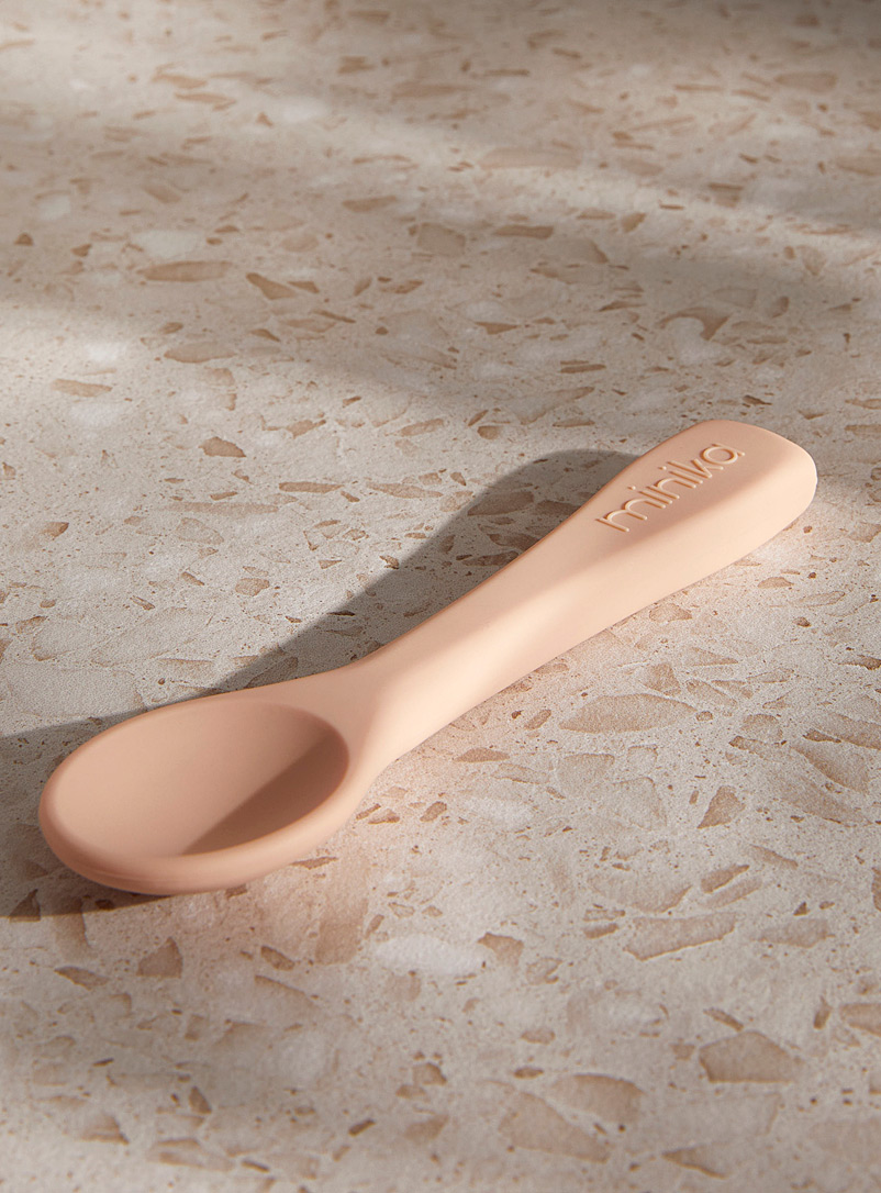 Minika Dusky Pink Silicone spoon for the little ones