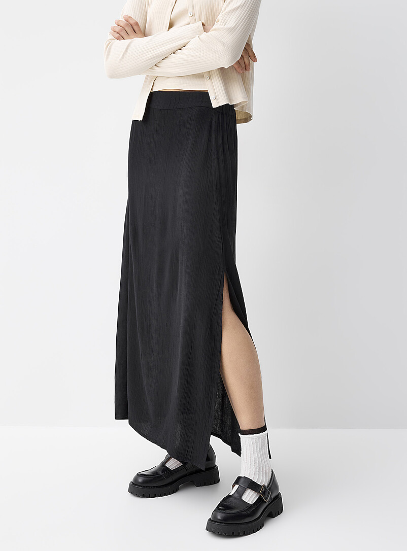 Twik: La jupe longue fendue cr&ecirc;pe textur&eacute; Soleils pour femme