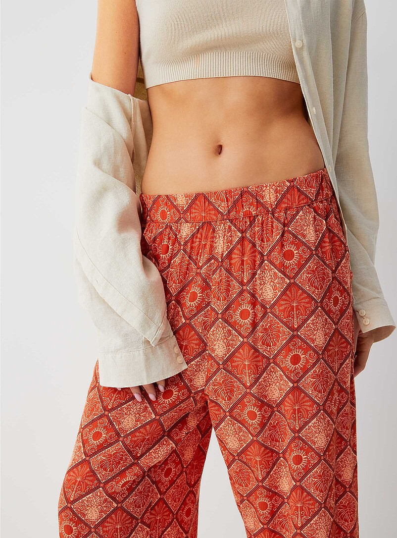 Ic&ocirc;ne Navy/Midnight Blue Crinkled texture cropped wide-leg pant for women