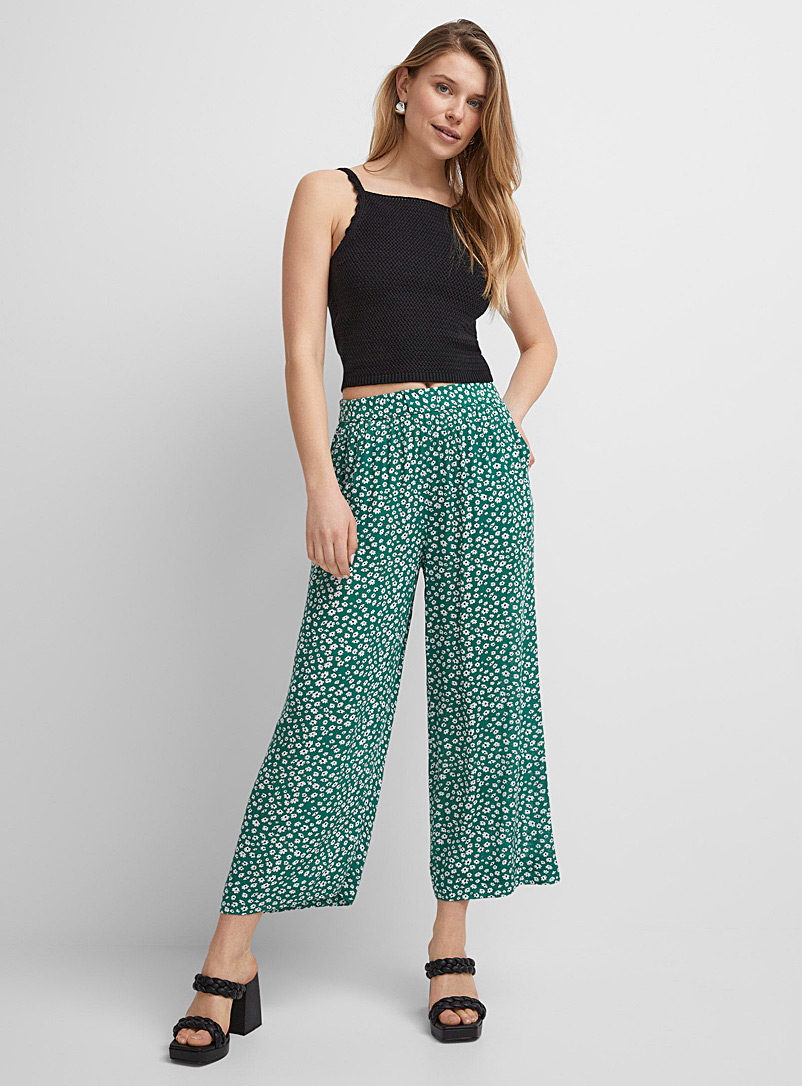 Icône: Le pantalon large coupé court texture froissée Vert à motifs pour femme