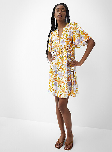 La minirobe &eacute;vas&eacute;e texture froiss&eacute;e