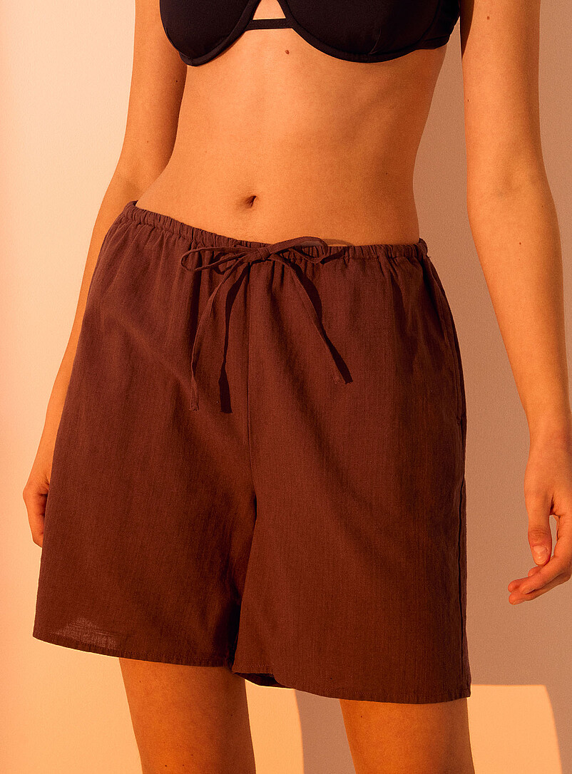 Simons Ivory/Cream Beige Casual cotton Bermudas for women