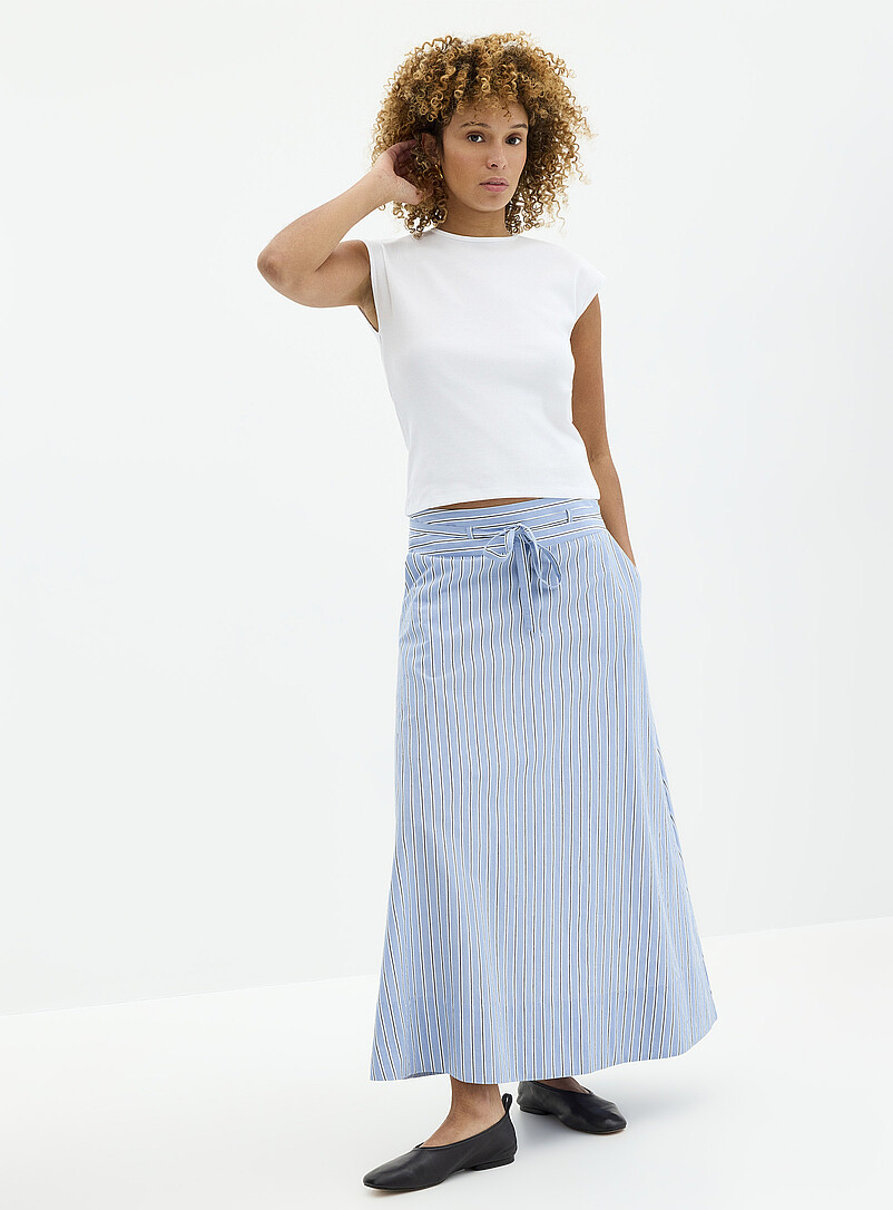 Contemporaine: La jupe &eacute;vas&eacute;e popeline ray&eacute;e Bleu royal - Saphir pour femme