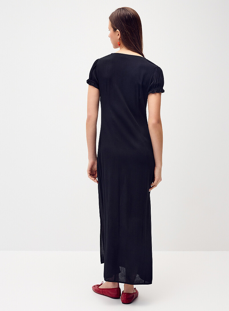 Twik: La robe maxi effet froiss&eacute; Noir pour femme