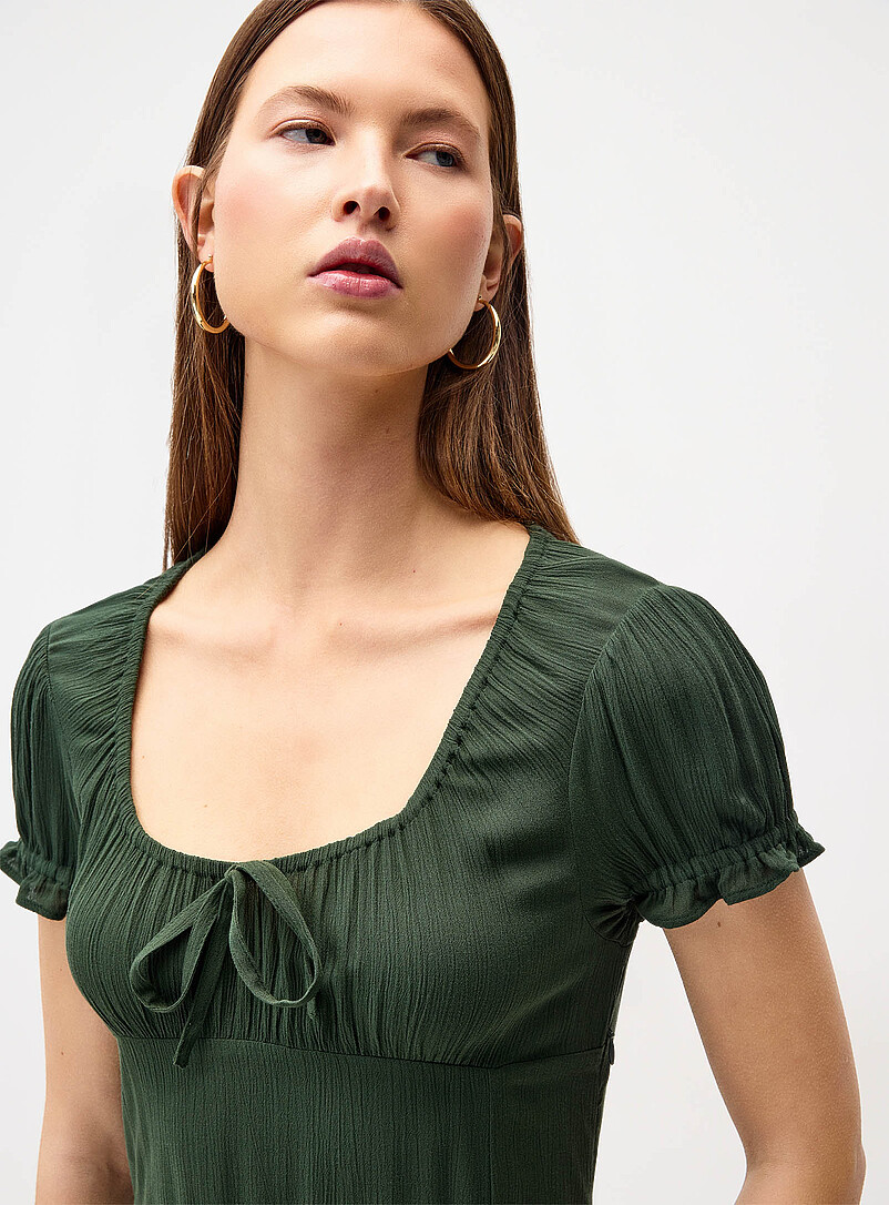 Twik: La robe maxi effet froiss&eacute; Noir pour femme