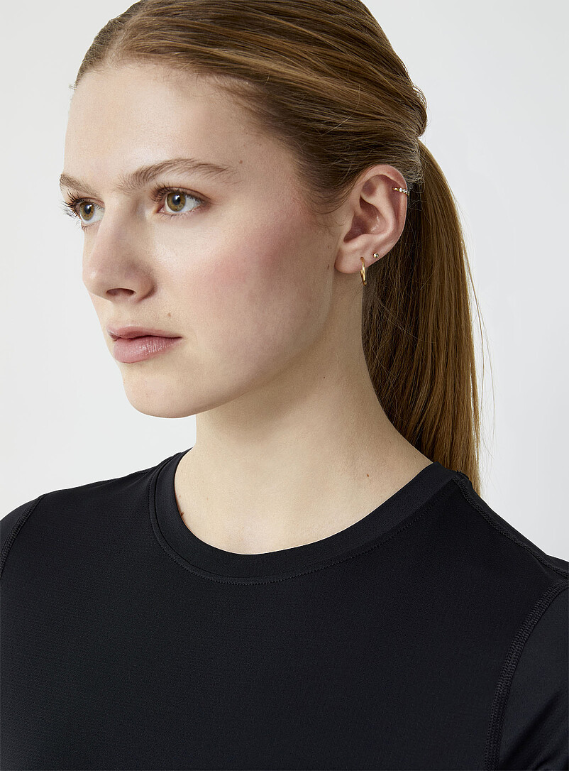Micro-perforated T-shirt product image 2