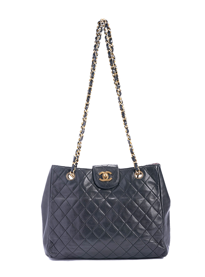 CC Chain shoulder tote bag Chanel | Edito Vintage | | Simons