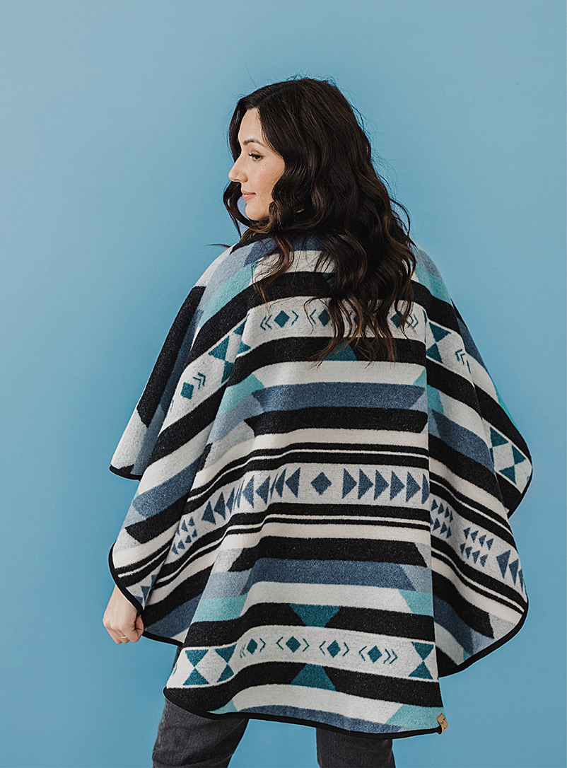 MINI TIPI Assorted Tundra reversible shawl