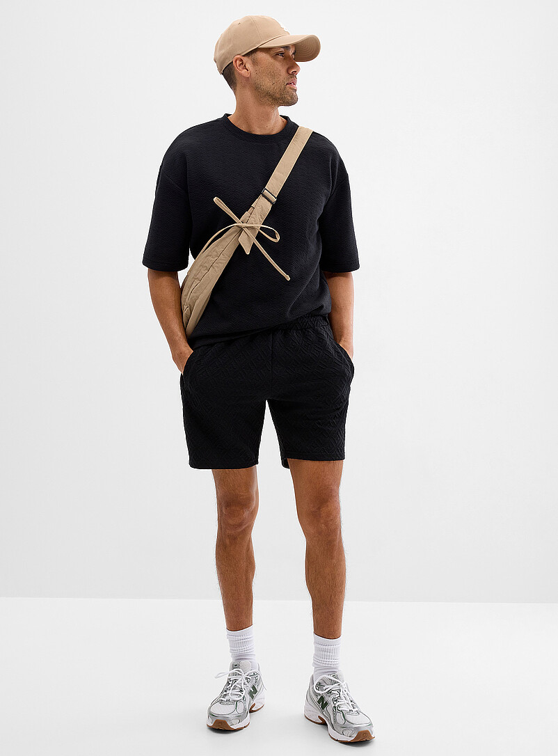 Embossed geo short Inseam: 7" (18 cm) product image (primary)