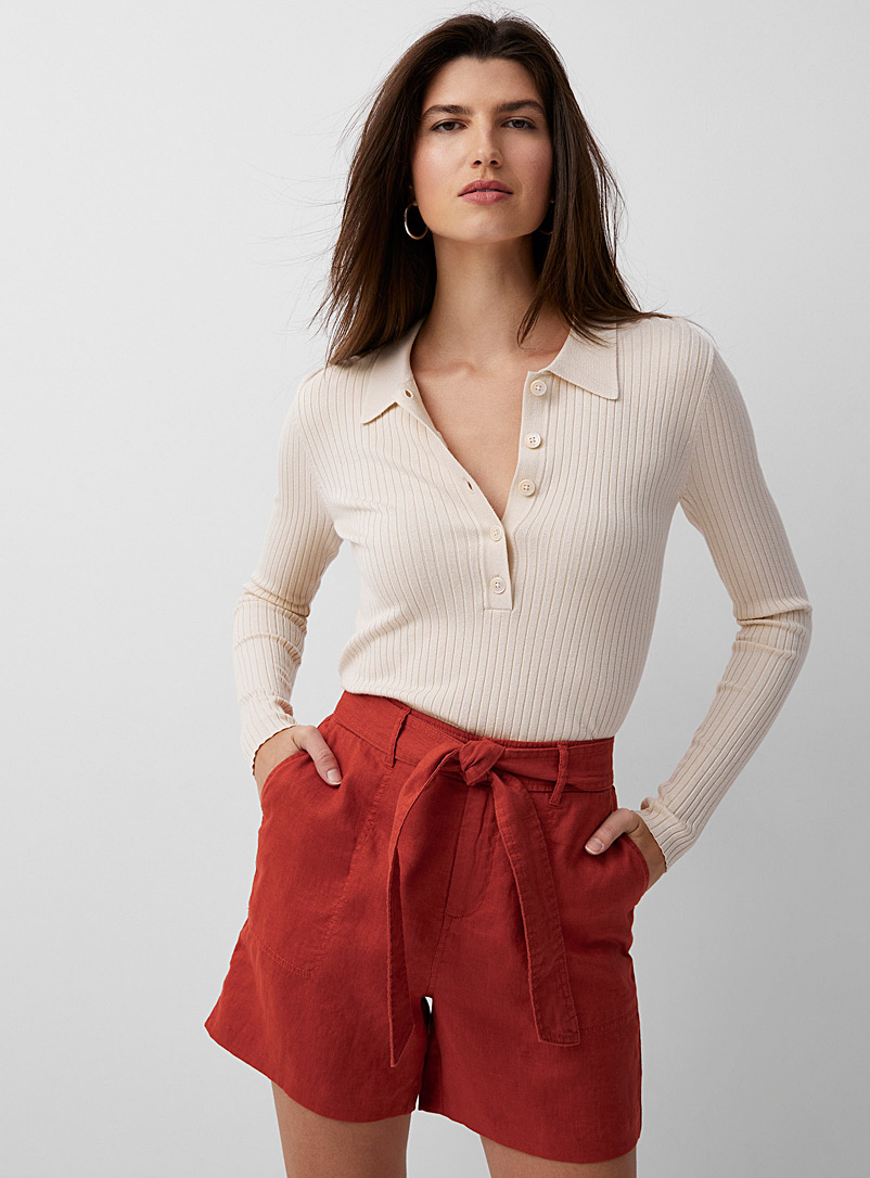 Contemporaine Red Pure linen belted shorts for women