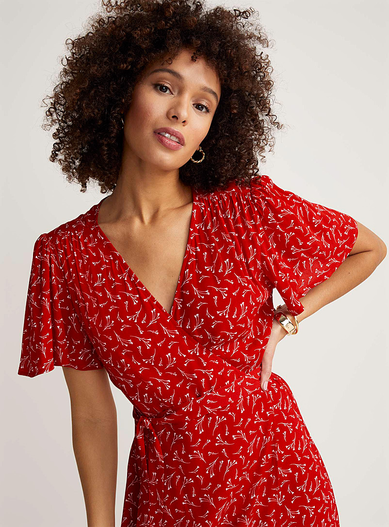 Contemporaine: La robe portefeuille jardin écarlate Rouge à motifs pour femme