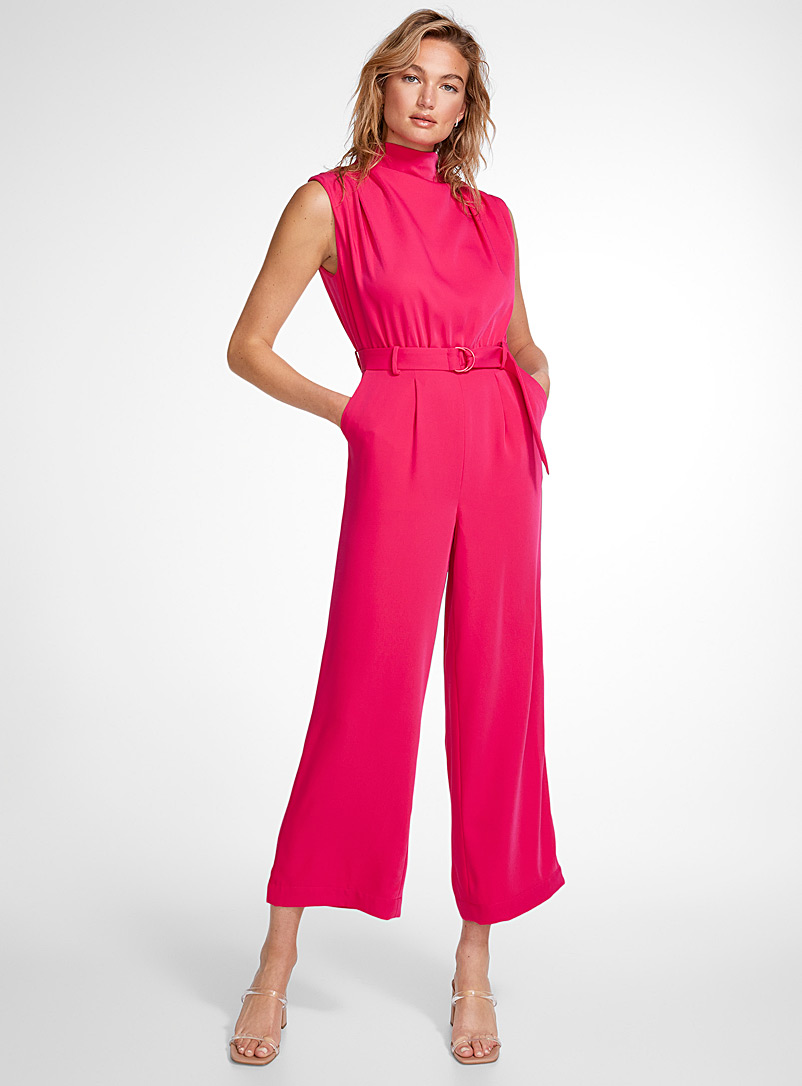 Icône Pink  Belted flowy jumpsuit for women