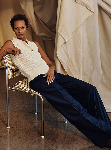Moderne belted pintuck seam pant <b>Fit: Wide leg, high rise</b>