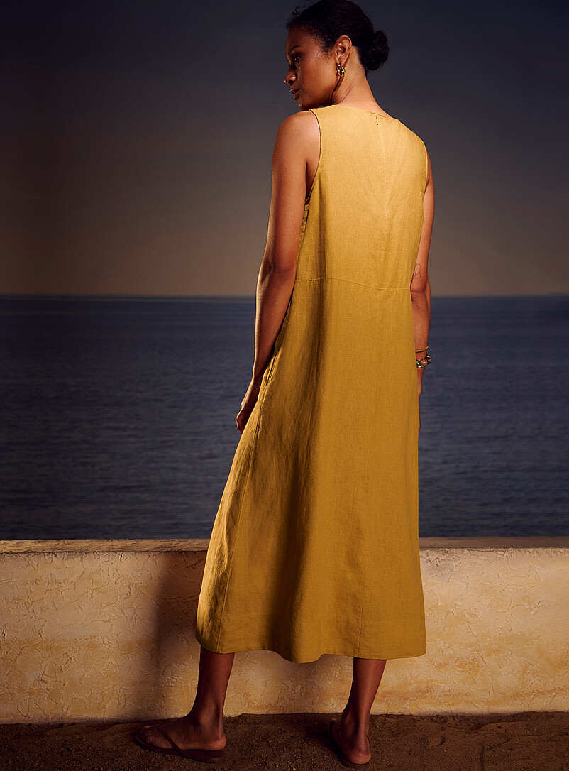 Contemporaine: La robe maxi trap&egrave;ze pur lin Bleu fonc&eacute; - Indigo pour femme