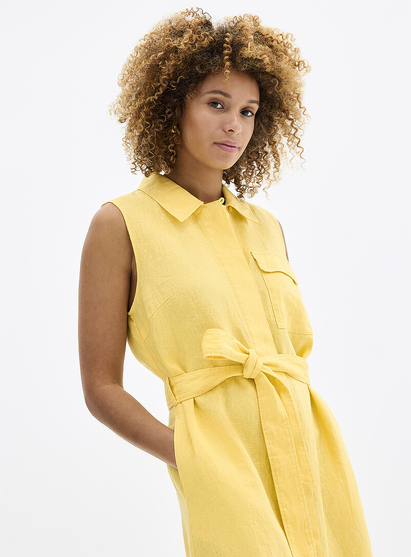 Contemporaine: La robe chemise ceintur&eacute;e pur lin Pourpre pour femme
