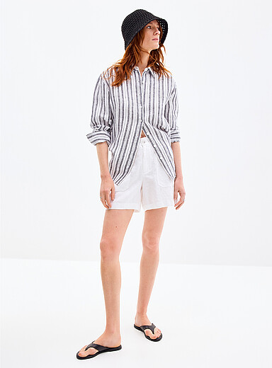 Le short poches XL pur lin <b>Coupe : jambe large, taille haute</b>