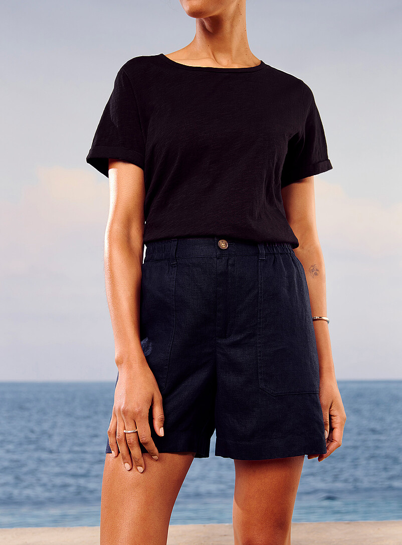 Contemporaine: Le short poches XL pur lin <b>Coupe : jambe large, taille haute</b> Brun pour femme