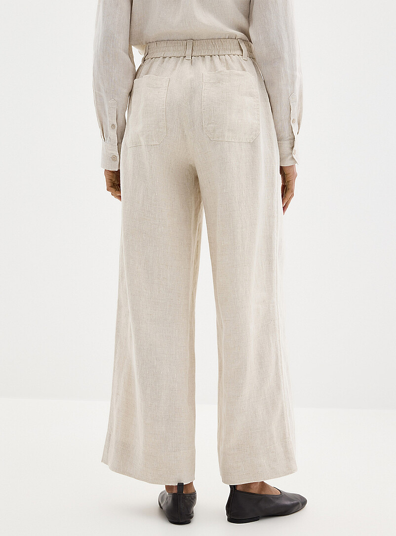 Contemporaine: Le pantalon poches plaqu&eacute;es pur lin <b>Coupe : jambe large, taille haute</b> Noir pour femme