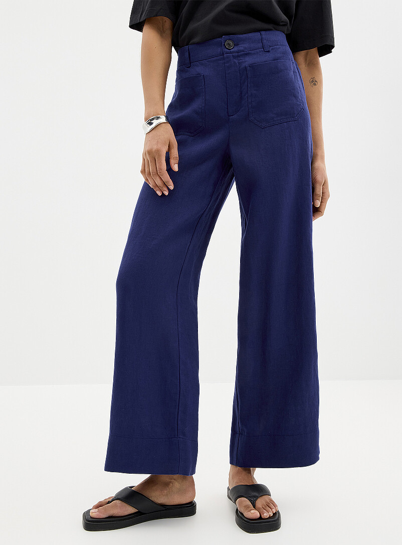 Contemporaine Black Patch pockets pure linen pant <b>Fit: Wide leg, high rise</b> for women