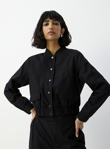Le blouson &eacute;court&eacute; poches &agrave; rabat m&eacute;lange de lin
