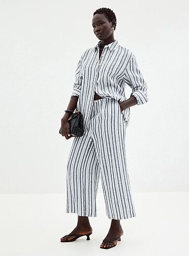 Contemporaine Patterned White Drawcord waist pure linen capri pant <b>Fit: Wide leg, high rise</b> for women