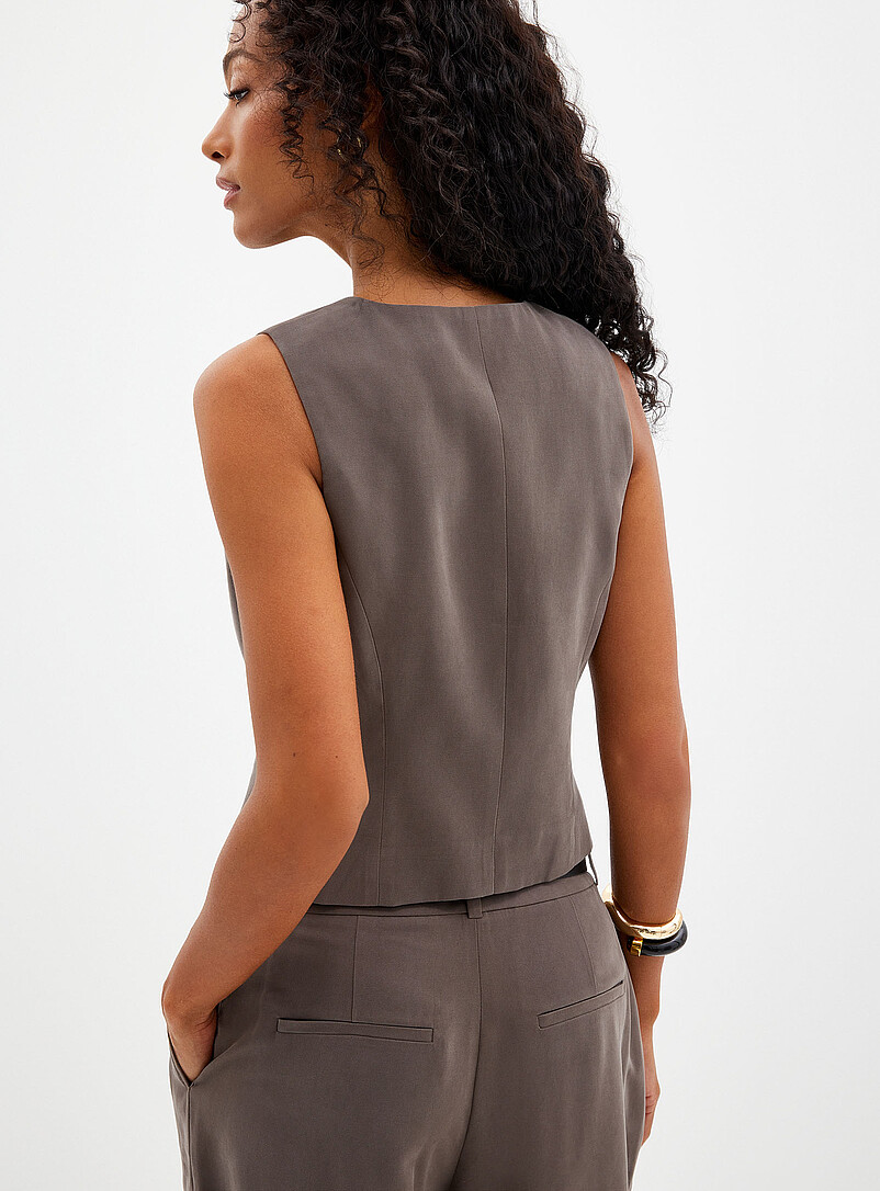 Contemporaine: Le gilet fluide col rond Taupe pour femme