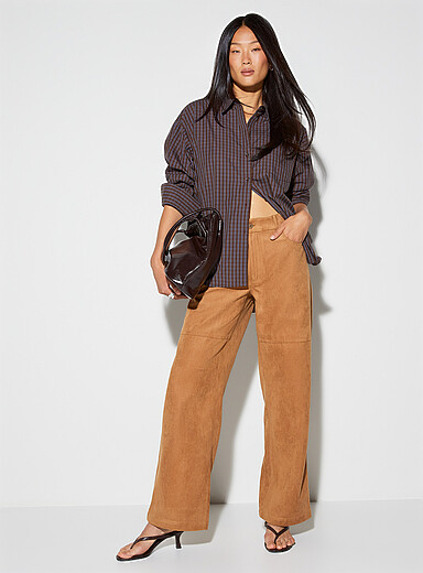 Le pantalon large effet su&egrave;de