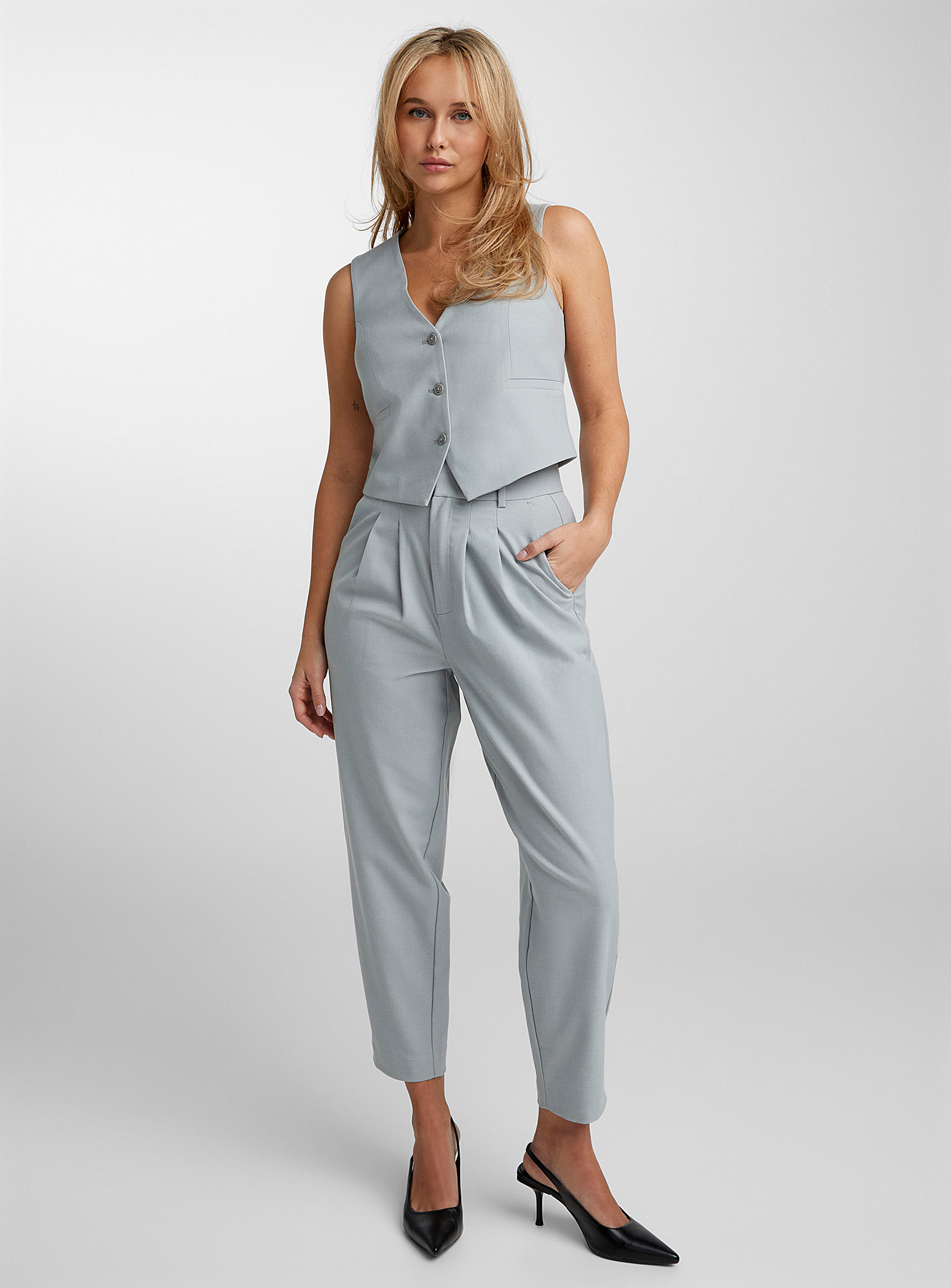 Icone Pleated Balloon Pant In Grey