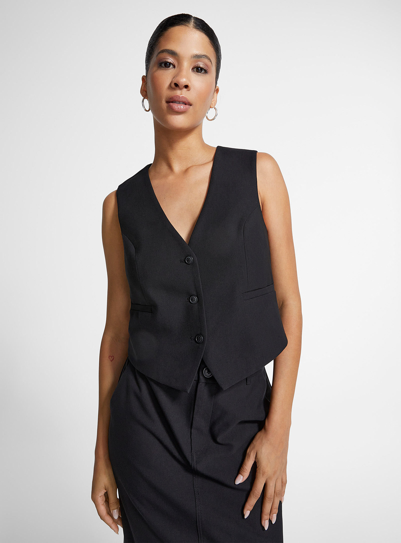 Icone Touch Of Wool Three-button Vest In Black