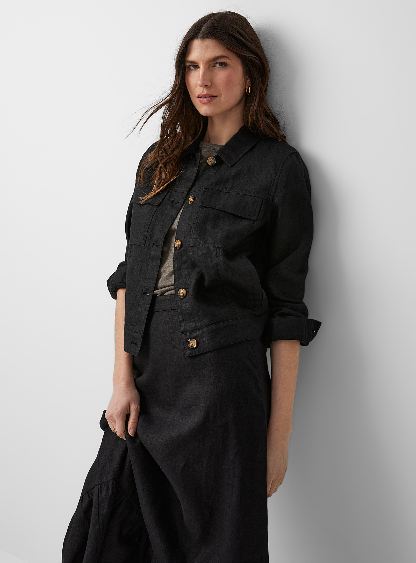 Contemporaine Patch Pockets Organic Linen Vest In Black