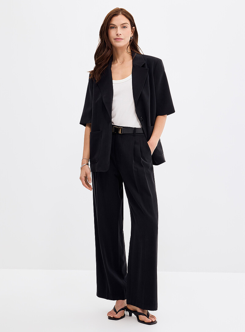 Flowy loose-fit short-sleeve blazer product image 2