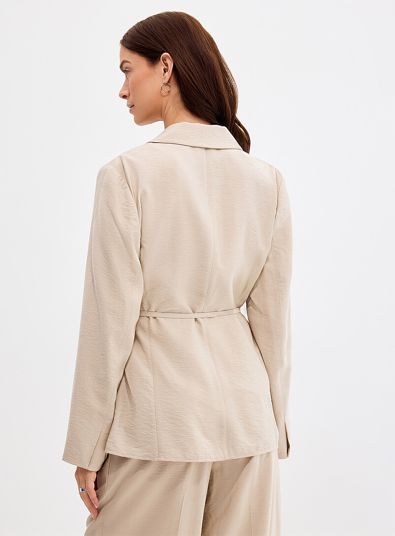 Flowy hammered tie-belt blazer product image 3