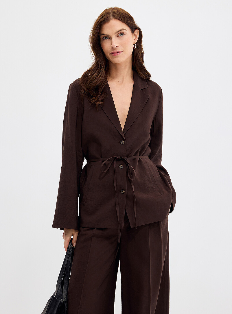 Flowy Hammered Tie-Belt Blazer