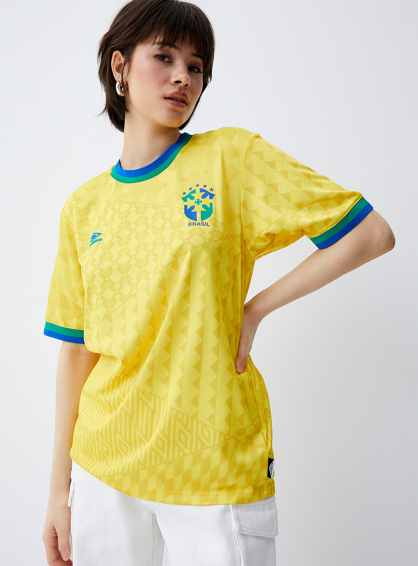 Umbro - Women's Brazil soccer Tee Shirt
