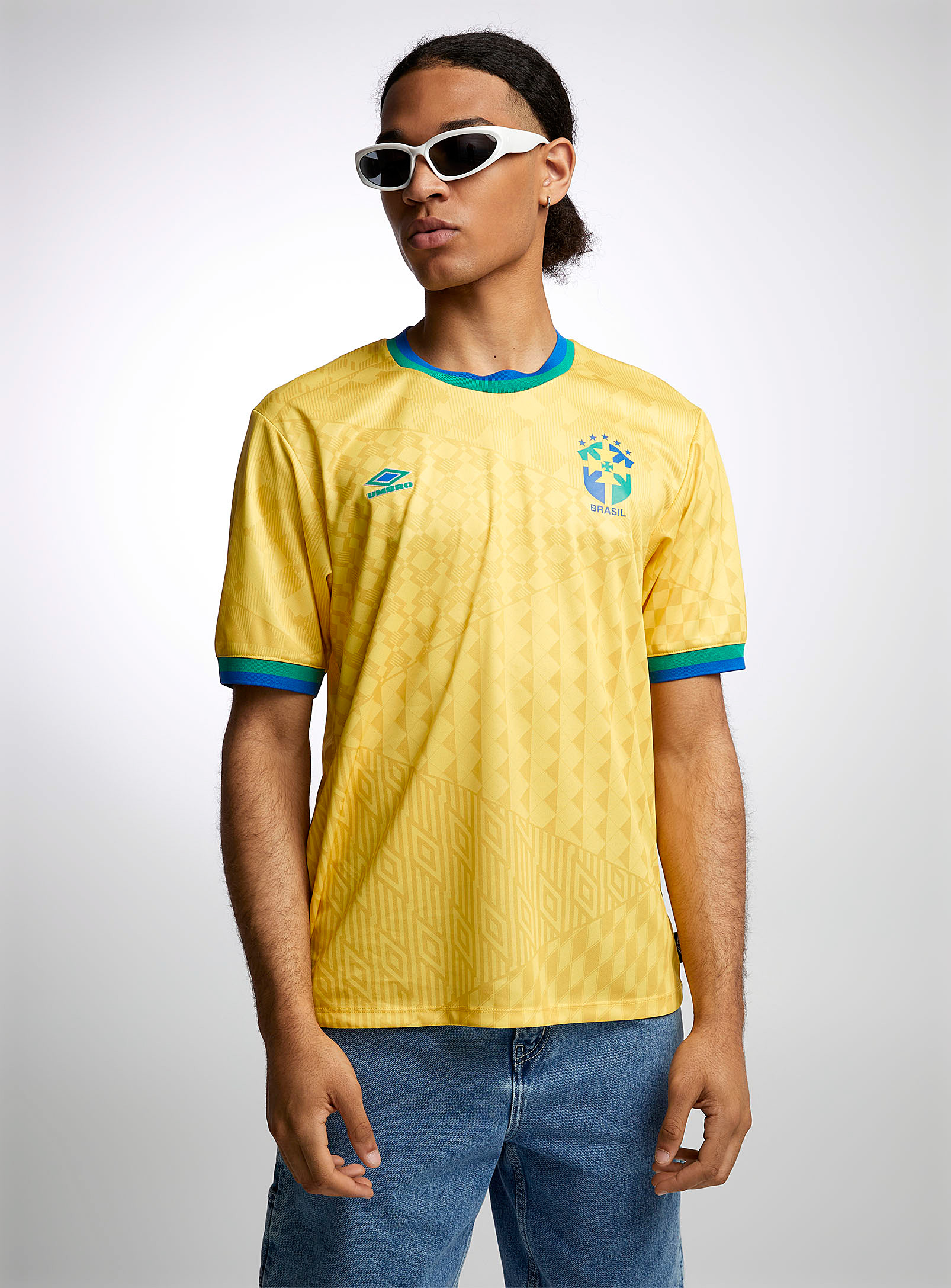 Umbro - Men's Brasil soccer jersey