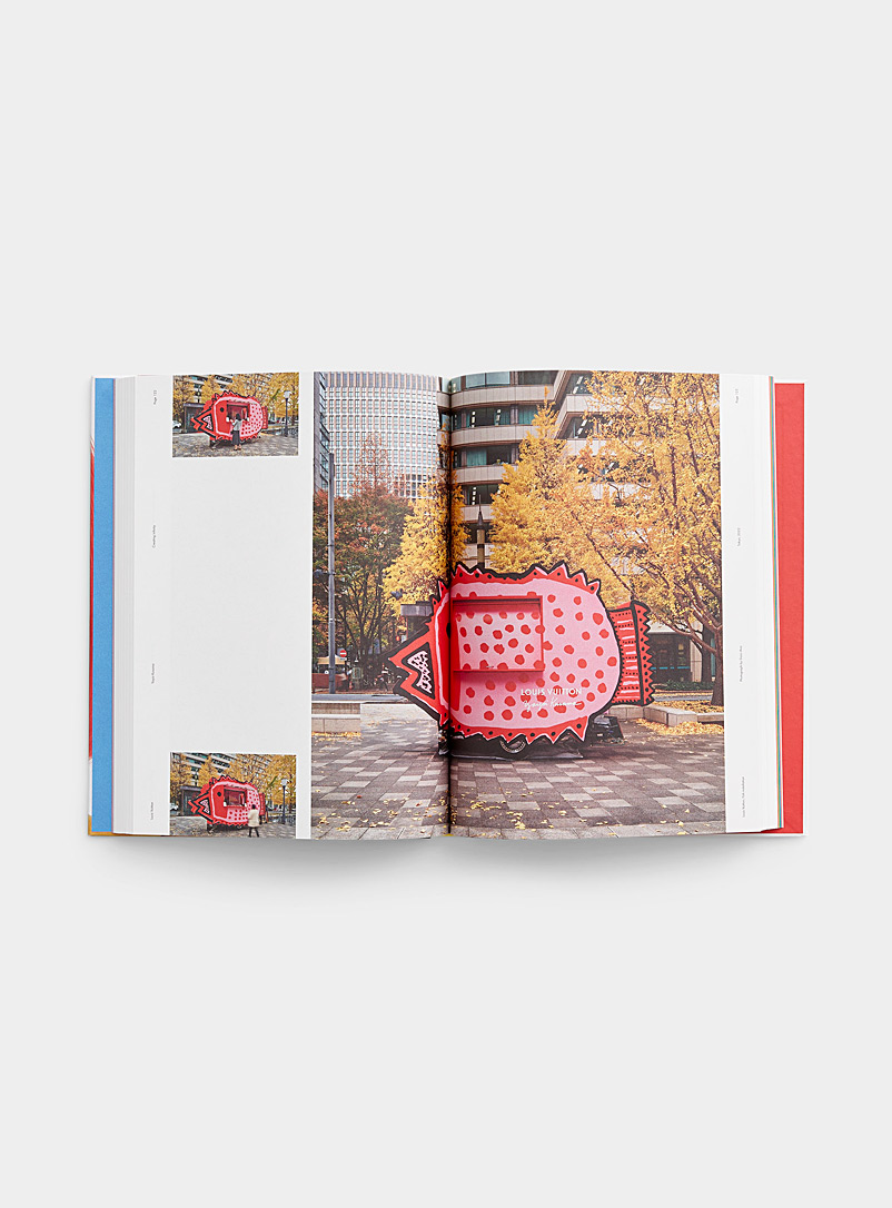 Louis Vuitton x Yayoi Kusama: Creating Infinity book product image 2