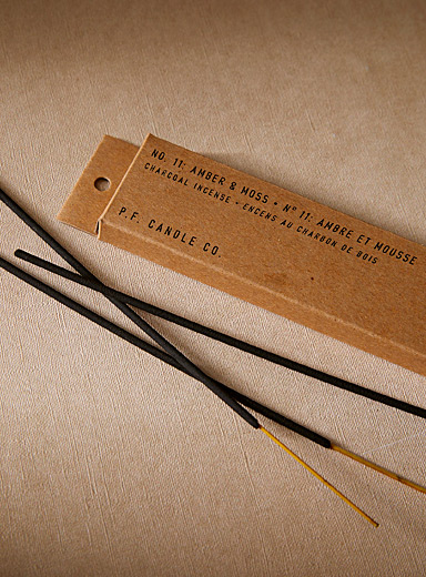 Amber & moss incense sticks Set of 15