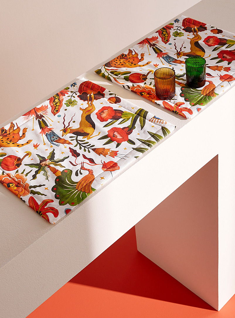 La DoubleJ Patterned Brown Fantastic print linen placemats Set of 2 for women